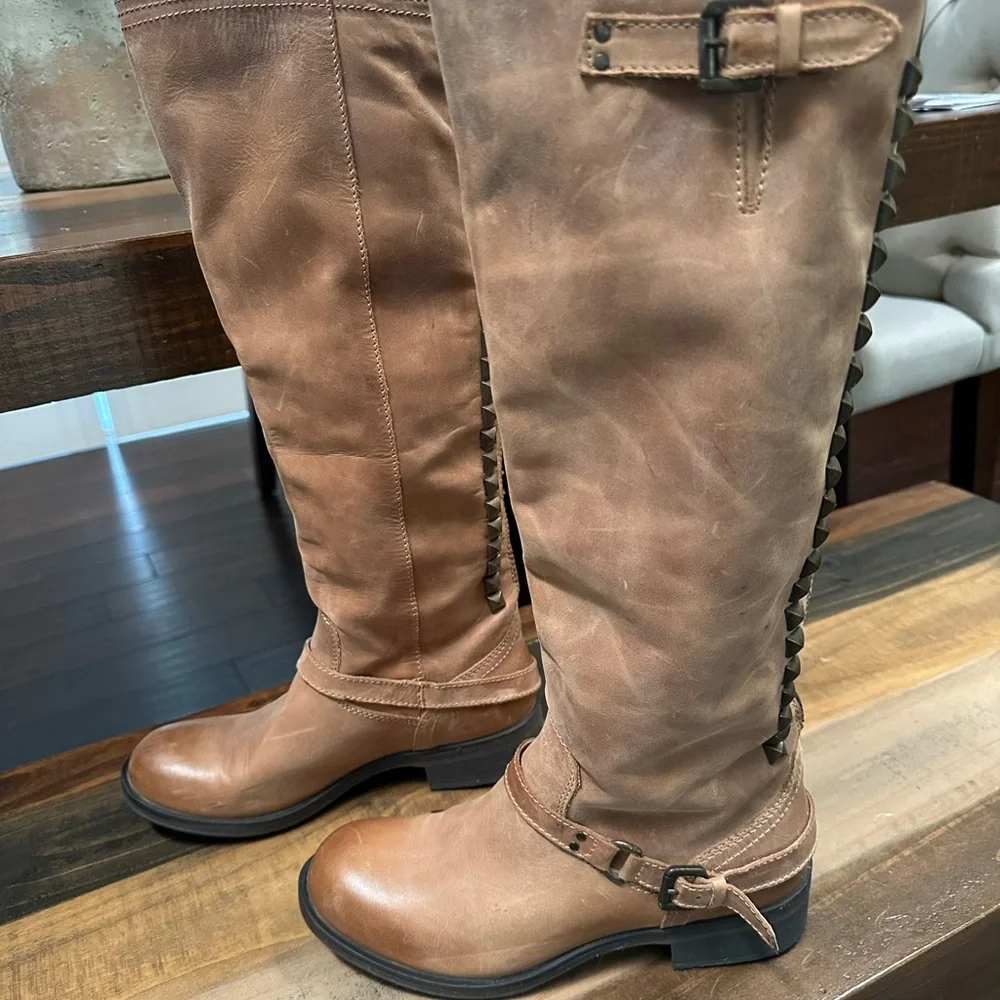 Steve Madden Brown Leather Heeled Boots - Picture 3 of 8